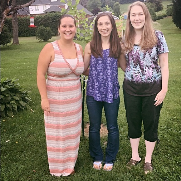 Meet your Posher, Angie - Picture 4 of 8